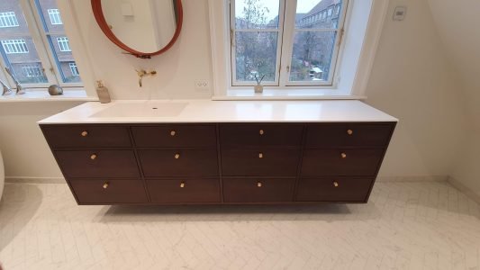 Vonios - vonios sprendimai - baldų spalvos 2025 (26)